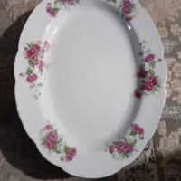 دیس پلو خوری و مرغ خوری