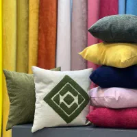 کوسن‌های شیک و متنوع در طرح‌ها و رنگ