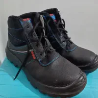 کفش کار طبی
