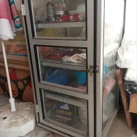 قفسه شیشه ای