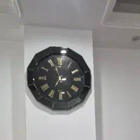 ساعت دیواری