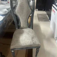 صندلی بدون میز