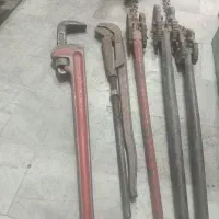 آچار زنجیری  و شلاق ۸|ابزارآلات|صفادشت, |دیوار