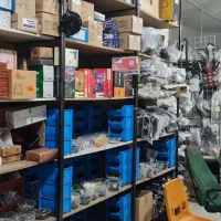 گلگیر کاپوت درب چراغ جلو و خطر عقب سپر دیاق|قطعات یدکی و لوازم جانبی|شیراز, شهرک امام حسین|دیوار