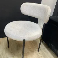 مانکن،صندلی،رگال دیواری،چوبکار ،لامپ سقفی۶۰ در ۶۰