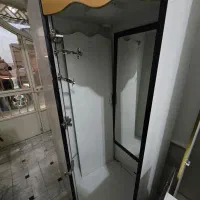 قفسه ، میز ، اتاق پرو ، و مانکن|فروشگاه و مغازه|قم, چهل درخت‎|دیوار