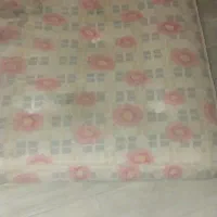 تشک  خوش خواب نوجوان