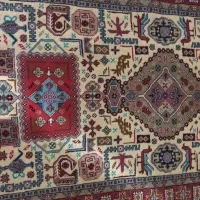 سه جفت فرش دستبافت زمینه کرم ذرع و نیمه نو