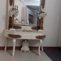 آینه شمعدان و ساعت کرم طلایی