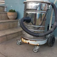 جاروبرقی صنعتی ۳ موتوره