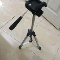 سه پایه دوربین