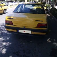 تاکسی زرد پژو