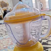 آب پرتقال گیری برقی در حد نو