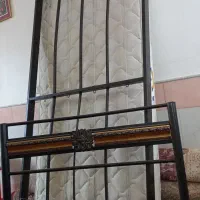 تخت و تشک