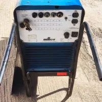 دستگاه برق و جوش میلر آمریکا|ماشین‌آلات صنعتی|قائن, |دیوار