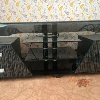 میز تلویزیون شیشه ای