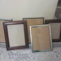 ۳عدد قاب چوبی و۲عدد قاب فلزی