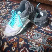 یک جفت کتونی زنانه ریبوک اصل|کیف، کفش، کمربند|قم, قلعه عموحسین|دیوار