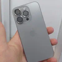 اپل iPhone 15 Pro با حافظهٔ ۱۲۸ گیگابایت