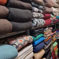 متراژ مختلف متنوع بصورت عمده لباس و مانتو زنانه|عمده‌فروشی|تهران, نیاوران|دیوار