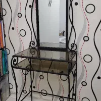 میز آرایش مشکی فلزی ساده