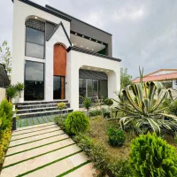 ویلاباغ دوبلکس نمامدرن/روف دار/۳۰۰متر/سه خواب مستر