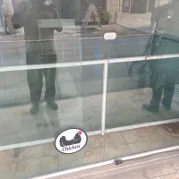 دو عدد اکواریوم جهت ماهی فروشی با میر کار