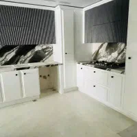 یک-طبقه-دربست-با-مغازه-همکف