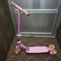 اسکوتر زیبا در حد نو