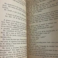 کتاب آنتیک|کلکسیون اشیاء عتیقه|رشت, کاکتوس|دیوار