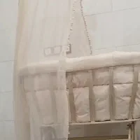 گهواره چوبی تابخور