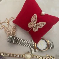 ساعت و دستبند و گردنبند