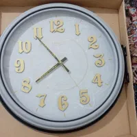 ساعت دیواری