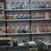 واگذاری اجناس عطاری به قیمت خریدادویه قفسه ویترین|حراج|اسلام‌شهر, شهرک واوان|دیوار