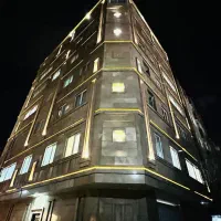 ۱۸۰ متری (شاهکار)