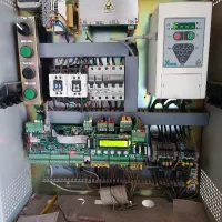 خدمات آسانسور و بالابر با کیفیت و ضمانت