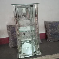 میز زیر آینه