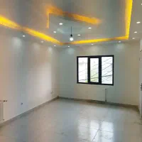 واحد بالا راه جدا ۸۰متری صفر ۲خواب املاک سران