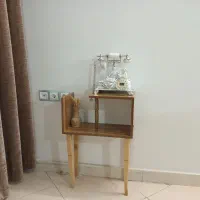 تلفن سلطنتی نو به همراه میز تلفن