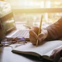 دنبال مقاله نویس هستم