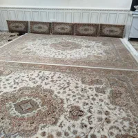 دوتا فرش 12متر  سه تا پادری سه جفت پشتی