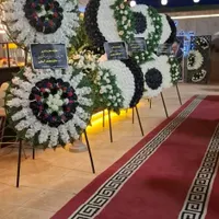 اجاره تاج گل مصنوعی آبنوس|خدمات پذیرایی، مراسم|قم, آزادگان|دیوار