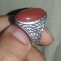 انگشتر ، مشتری درخدمتم دلال نیاد سپاس