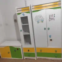 سرویس خواب کودک شامل تخت با تشک، و سه کمد جادار|تخت و صندلی بچه|سنندج, |دیوار