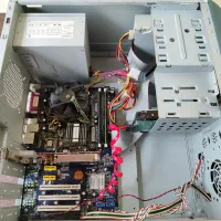 کامپیوتر ۲هسته رم ۲ ddr2 هارد ۱۶۰ گرافیک ۱۲۸|رایانه رومیزی|چالوس, |دیوار