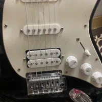 گیتار الکتریک کورت g110 با امپ کورت 10g پک کامل