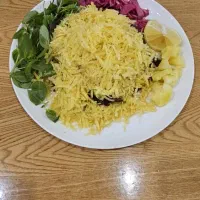 سالن دار و کمک آشپز  و باریستا|استخدام خدمات فروشگاه و رستوران|شیراز, عفیف‌آباد|دیوار