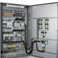 نصب و راه اندازی تابلو برق نصب سینی کابل