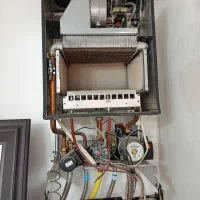 لوله کشی آب سرد وگرم و تعمیر تخصصی پکیج