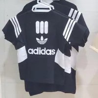 لباس بچگانه